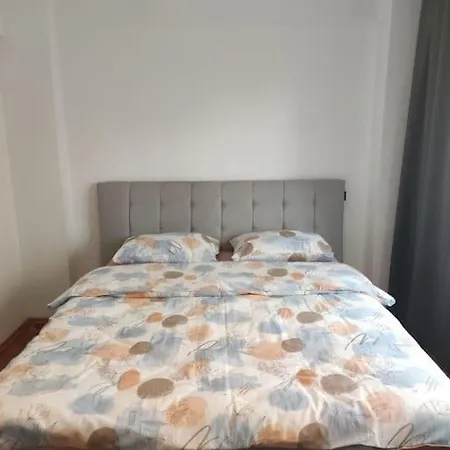 Apartman 2+1 With Sea View In Location In Besiktas Isztambul