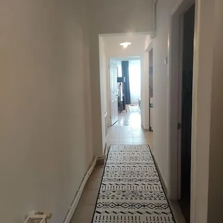 2+1 With Sea View In Location In Besiktas Διαμέρισμα Κωνσταντινούπολη